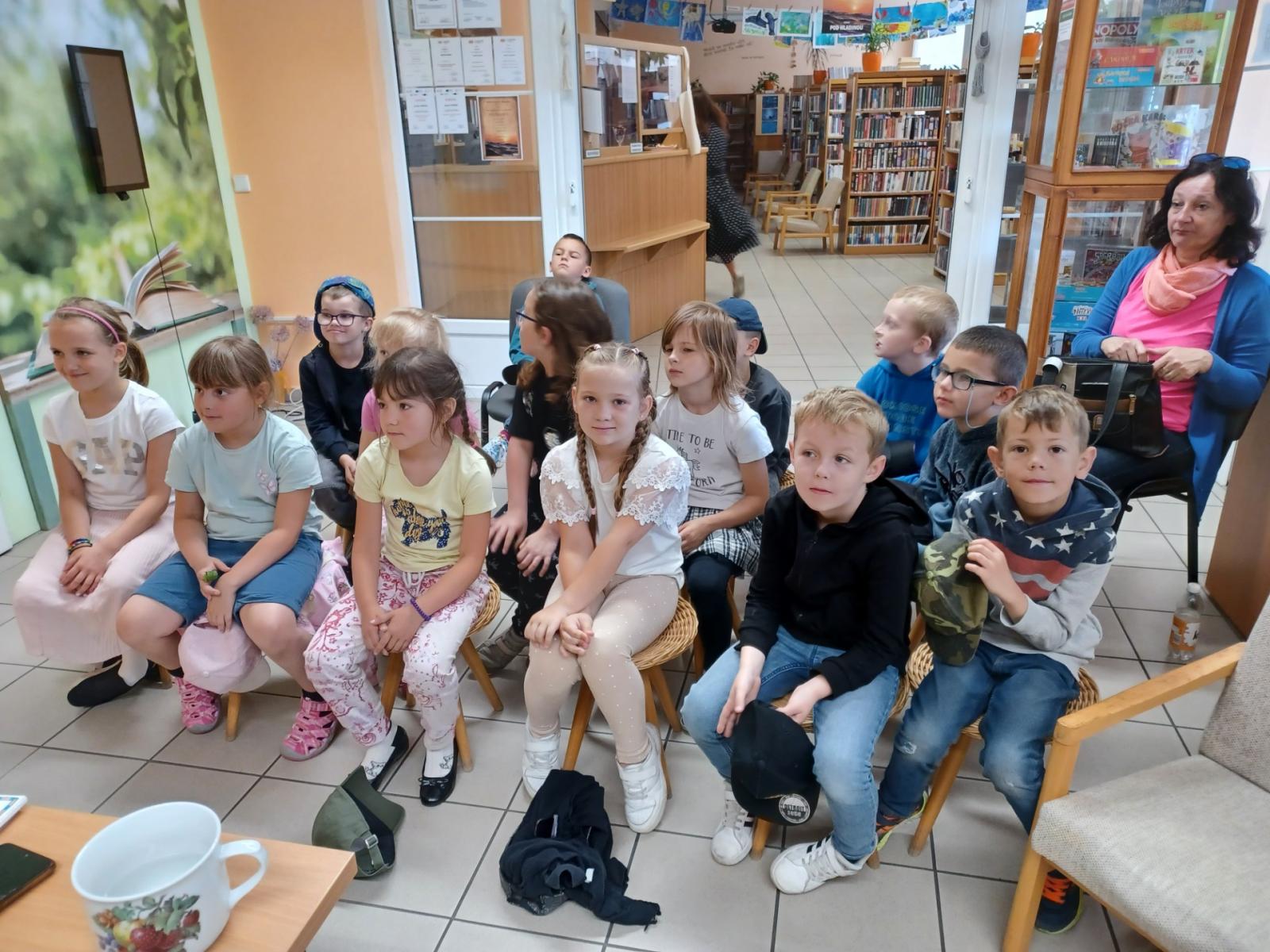 V knihovně 14. 6. 2024