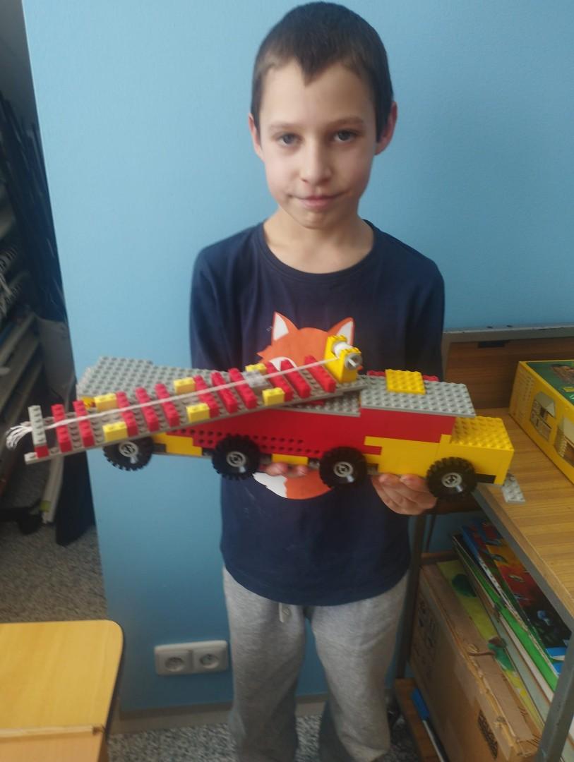 Lego-montážní práce