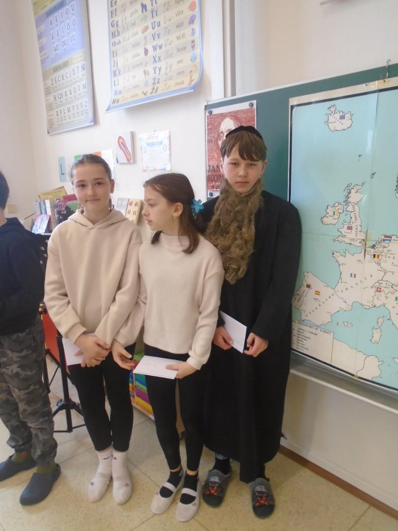 Prezentace ke Dni učitelů - 5. ročník